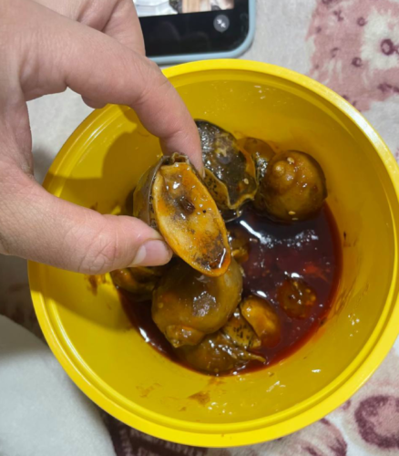 Sizzling Spicy Abalone Snails Buy one bucket, get one bucket free and a 350g taster pack. photo review